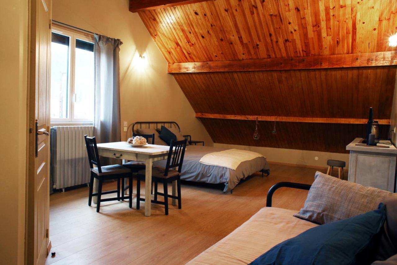 Chambre D'Hotes Des Poisets Crotenay Zewnętrze zdjęcie